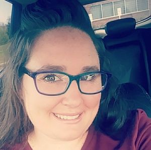 Meet your Posher, Candice